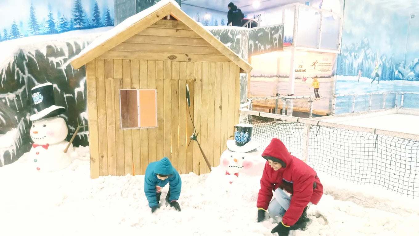 Snow World | The Mills Sangamvadi Pune