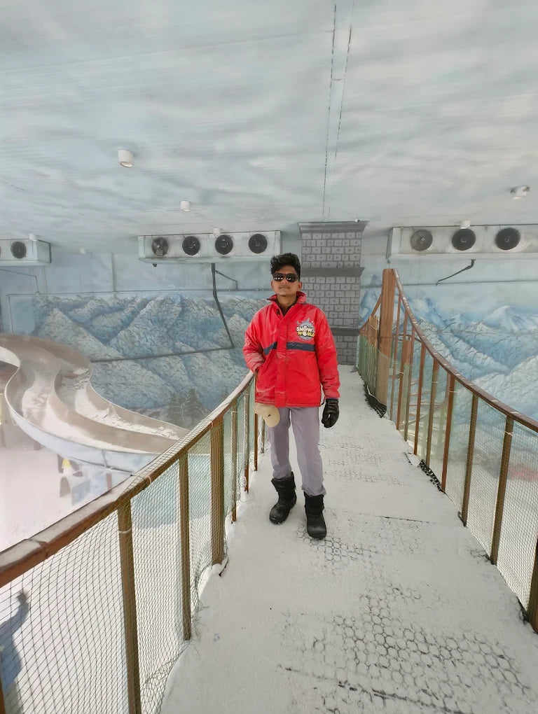 Snow World | Seawoods Grand Central Mall Navi Mumbai