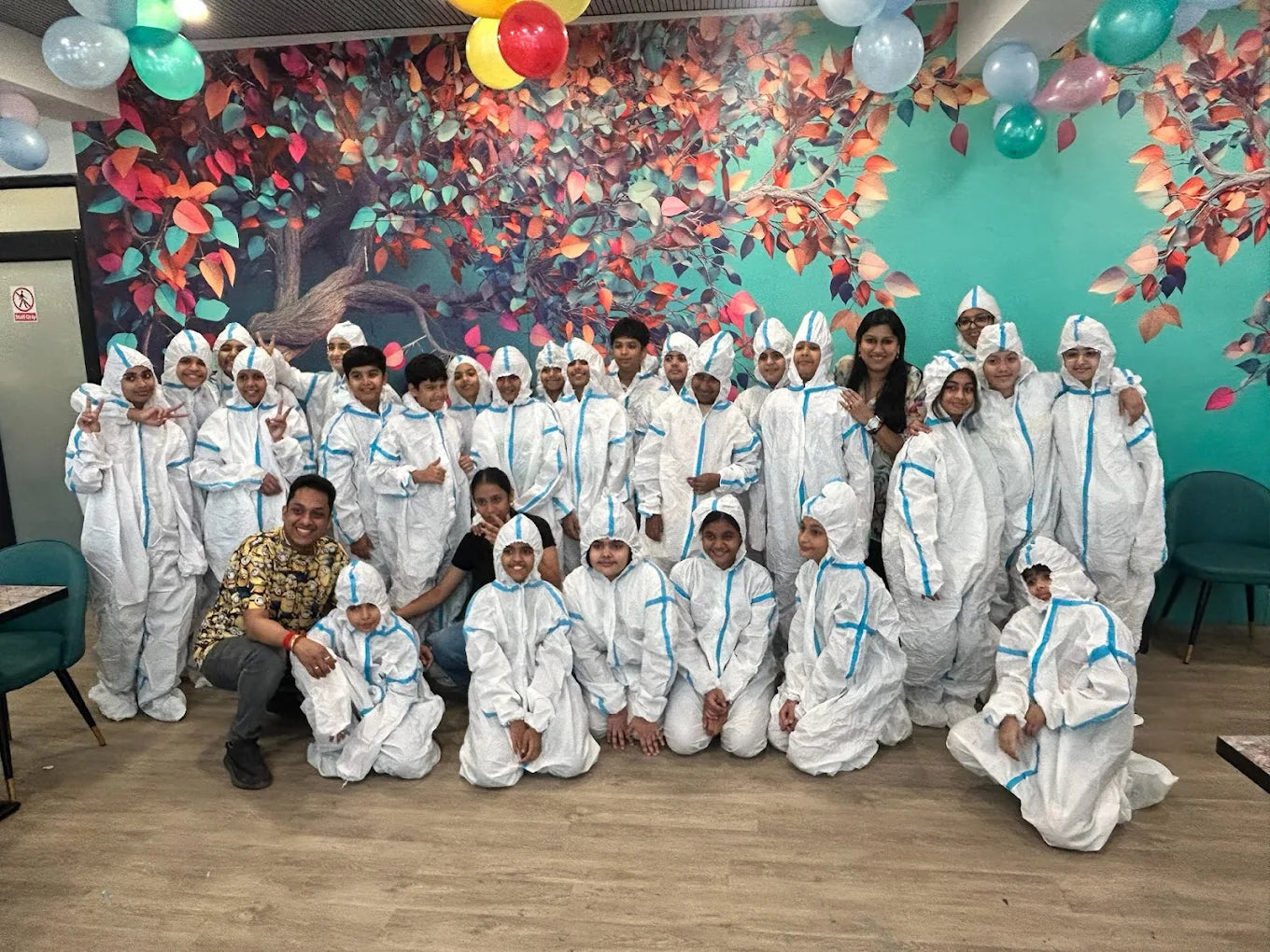 Splashit Neon Paint Experience Sector 49 Noida