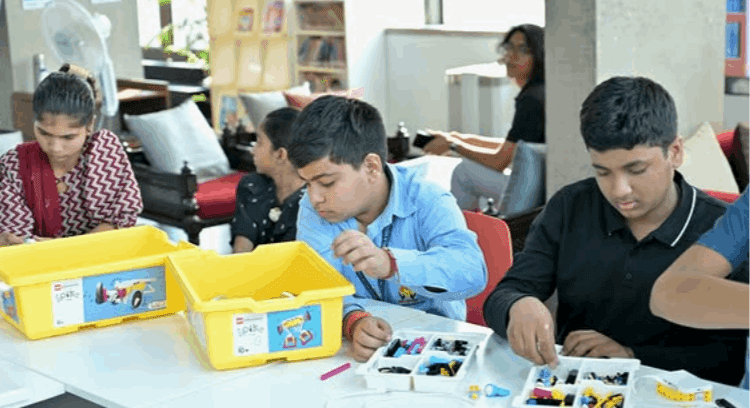 STEAM Varsity Makerspace Summer Camp for Robotics 3D Printing AR and VR | Sector 14 Gurgaon - ActivityKidz