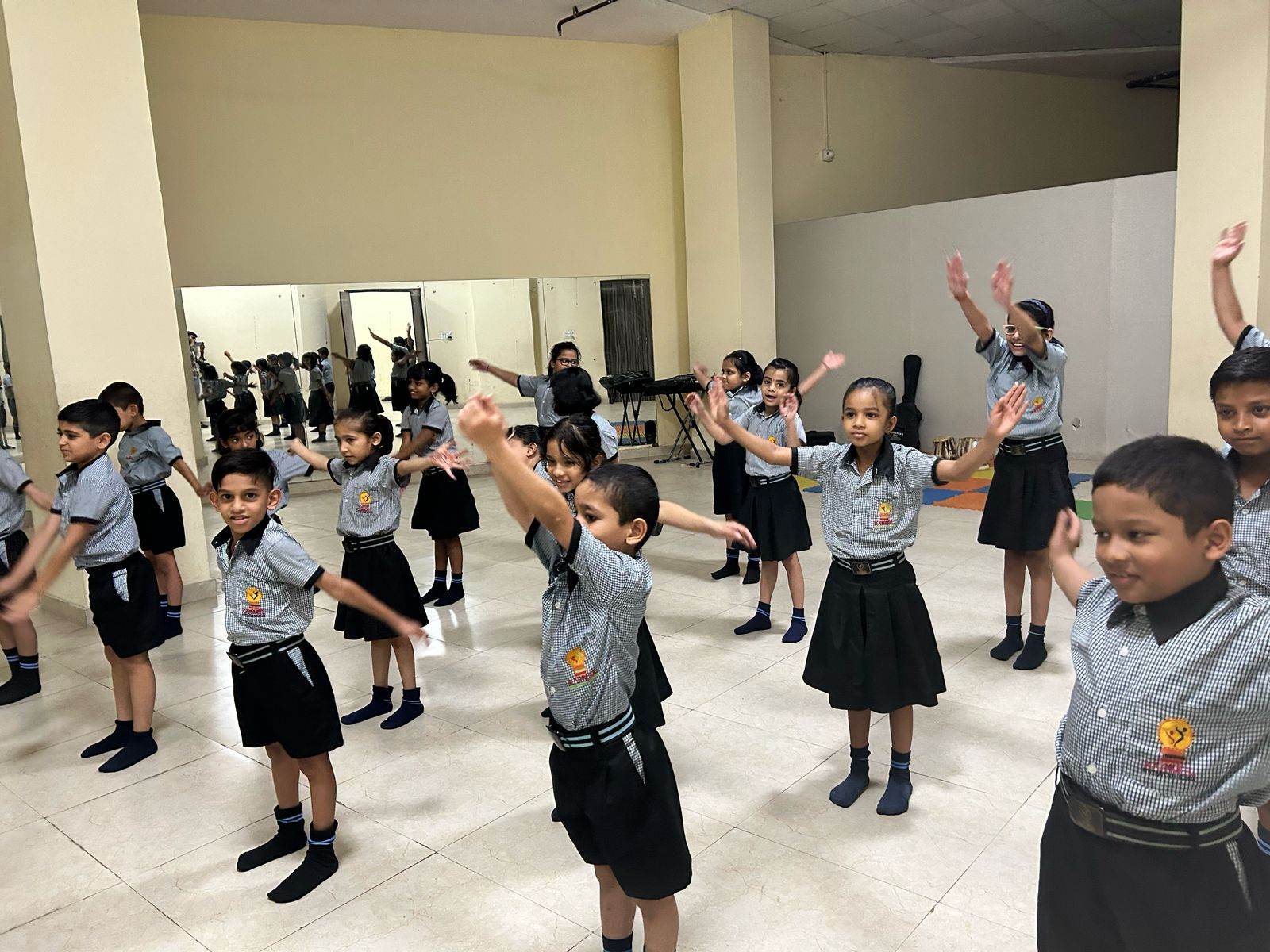The Dance Institute for Bharatanatyam Bollywood Dance Classes | Sector 12 Gurgaon - ActivityKidz