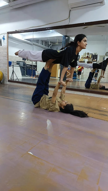 The Showcase Dance Studio for Bollywood Jazz Hip-Hop | Saraswati Vihar Sector 28 Gurgaon