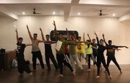 The Showcase Dance Studio for Bollywood Jazz Hip-Hop | Saraswati Vihar Sector 28 Gurgaon