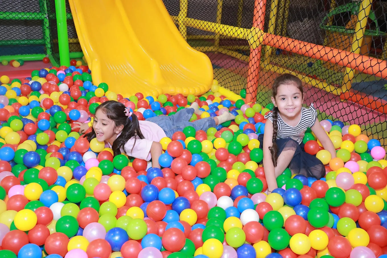 Tickle Wickle Indoor Play Area | DLF Phase 1 Sector 26A Gurgaon
