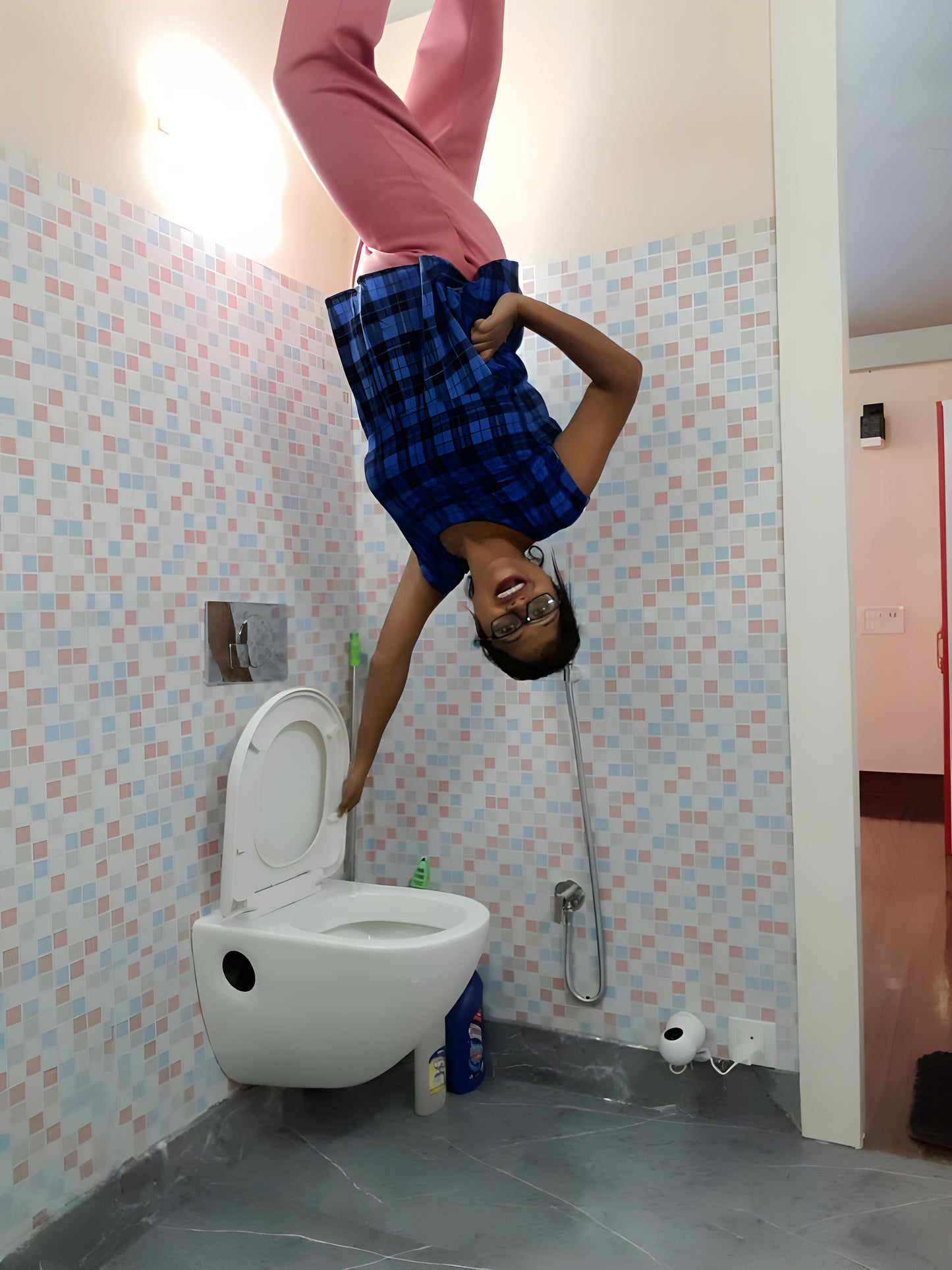 Upside Down House Immersive Experience | Rajarhat Kolkata