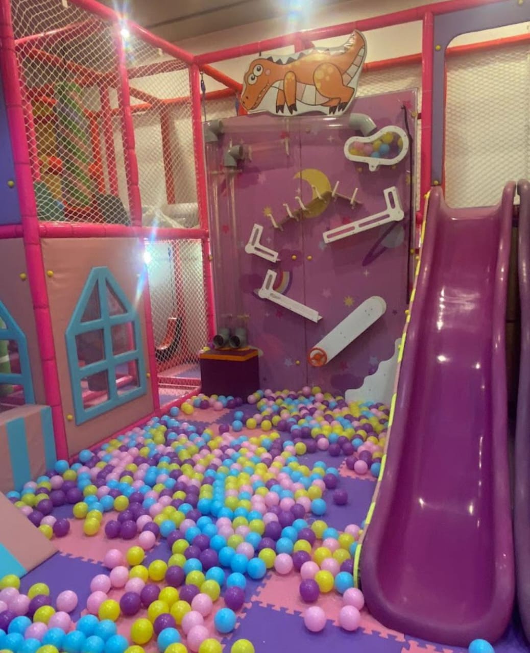 The Wigglyy Woo Indoor Play Area | Sector 2 Palam Vihar Gurgaon