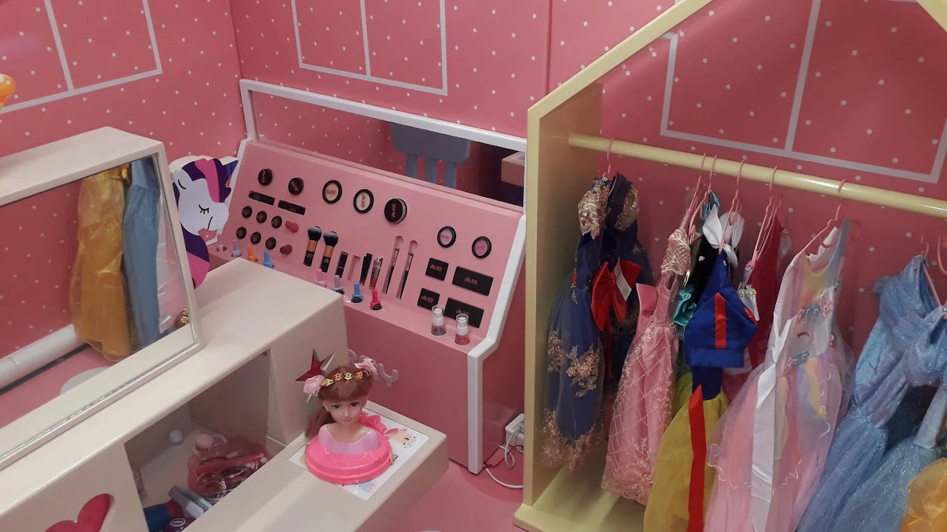 YellO Play Area Arcade and Virtual Reality Experiences | Pitampura Delhi