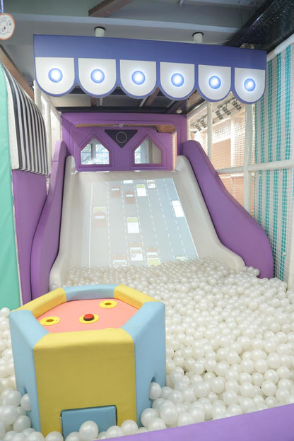 YellO Play Area Arcade and Virtual Reality Experiences | Pitampura Delhi