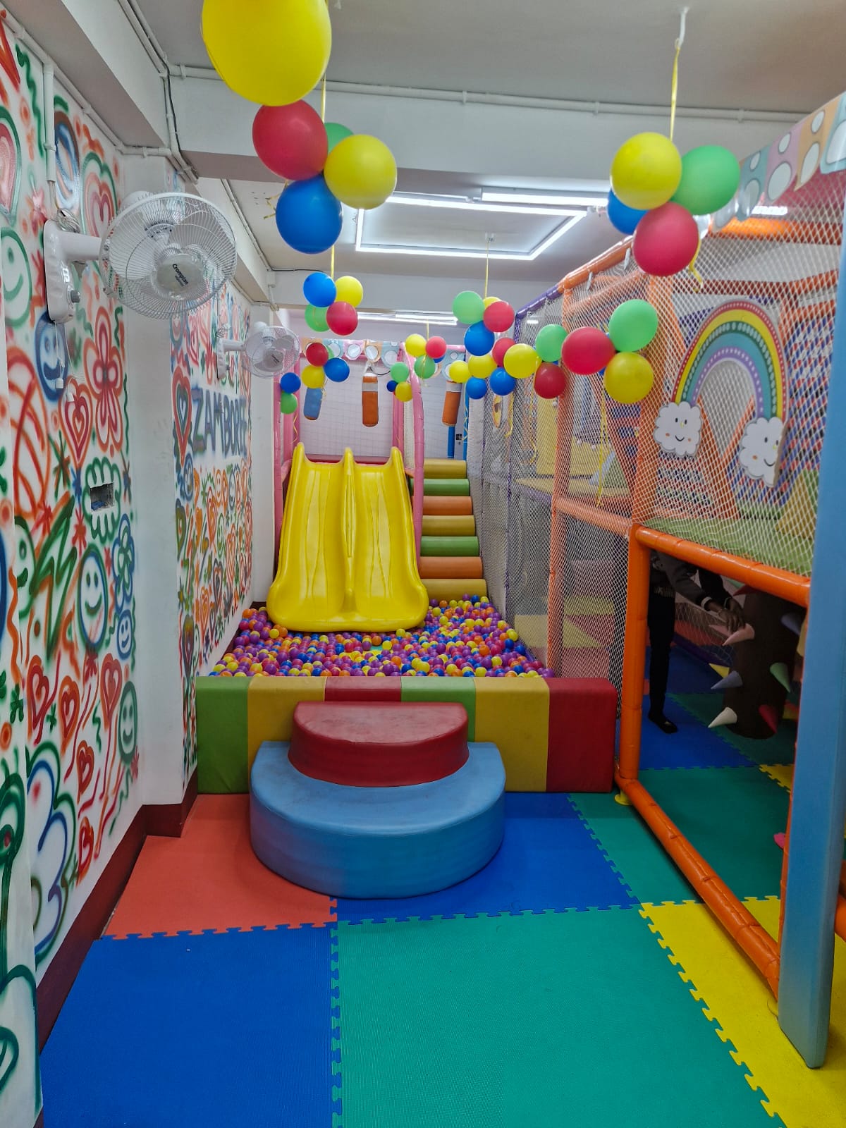 Zamboree Funzone and Cafe | Opposite IIM–Calcutta Joka Kolkata