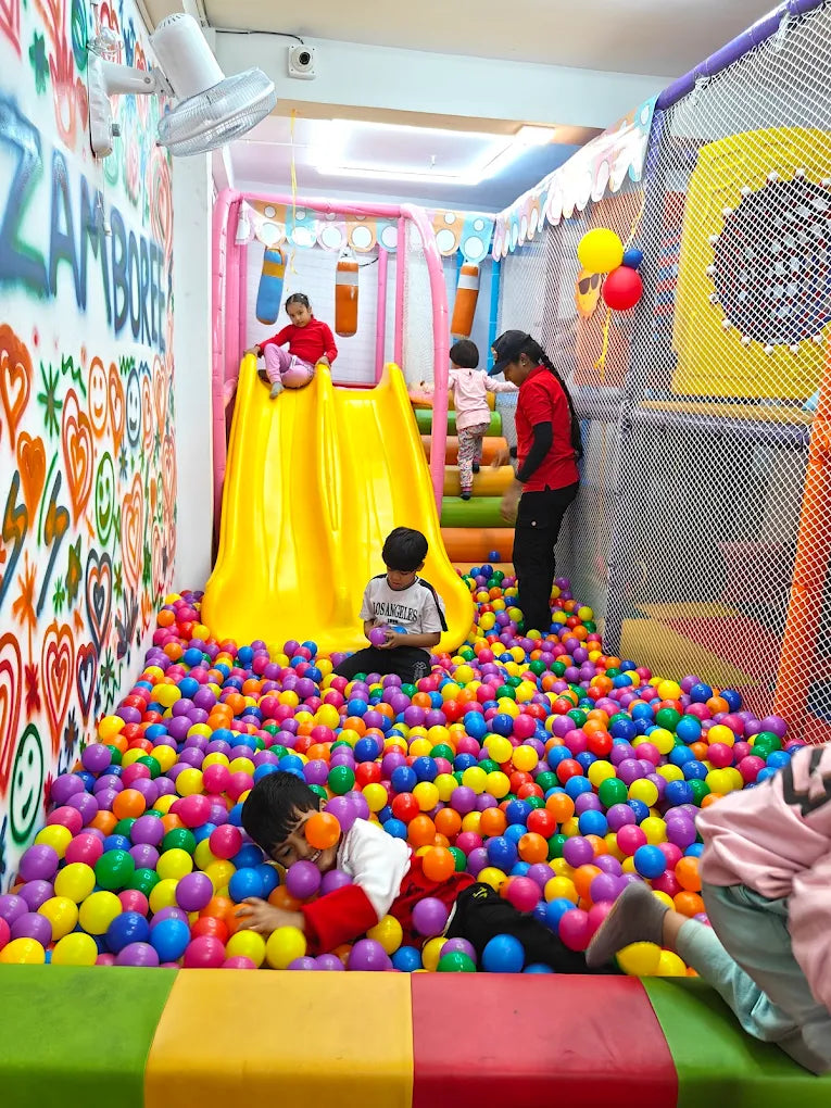 Zamboree Funzone and Cafe | Opposite IIM–Calcutta Joka Kolkata