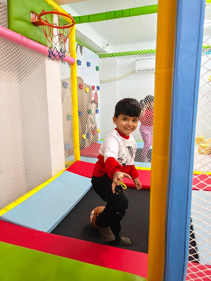 Zamboree Funzone and Cafe | Opposite IIM–Calcutta Joka Kolkata