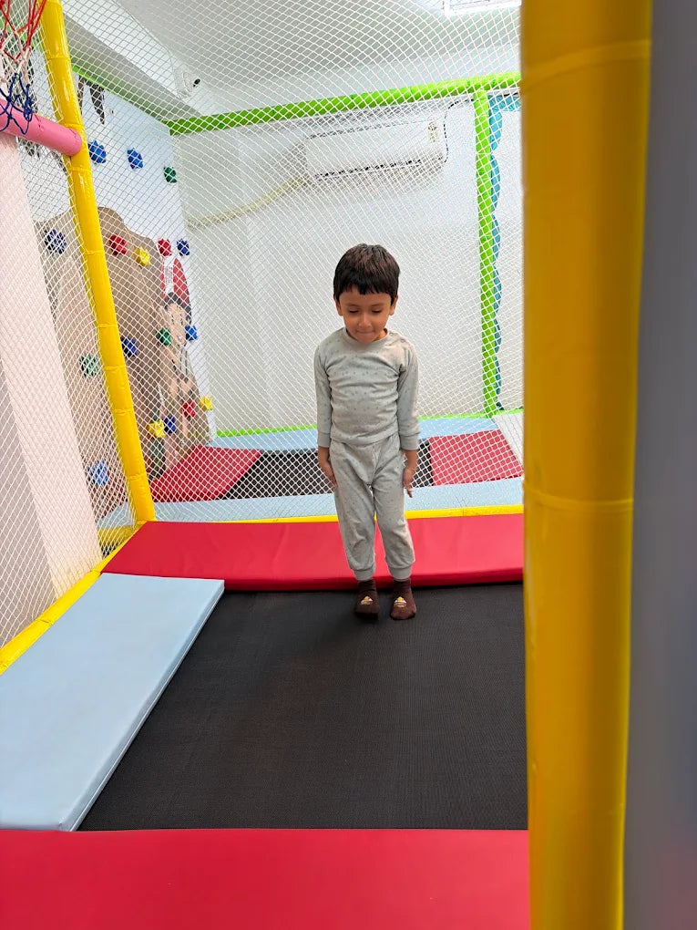 Zamboree Funzone and Cafe | Opposite IIM–Calcutta Joka Kolkata