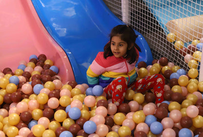 Zig Zag Zoh Indoor Play Area | Sector 16 Faridabad