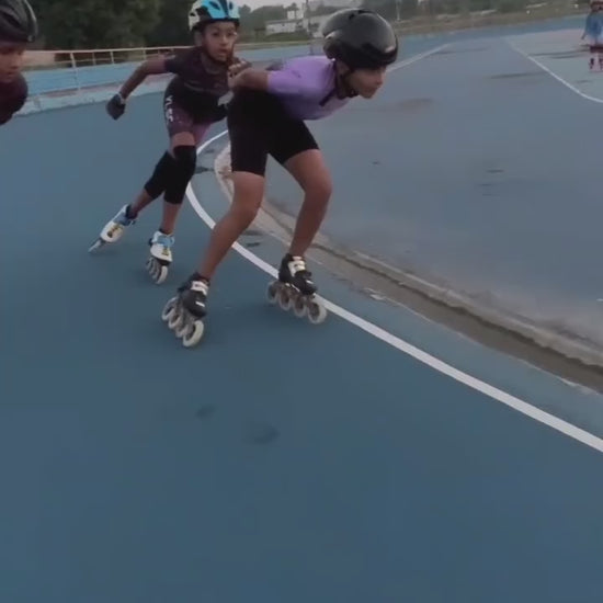 Young Leader Skating Club