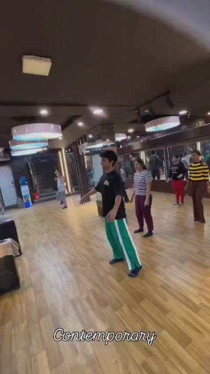 Alive Dance Studio for Freestyle Bollywood Hip-Hop | DLF Phase 3 Sector 24 Gurgaon